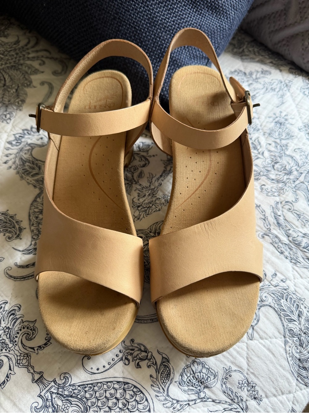 Dansko Women's Tan Open-Toe Slingback Sandals